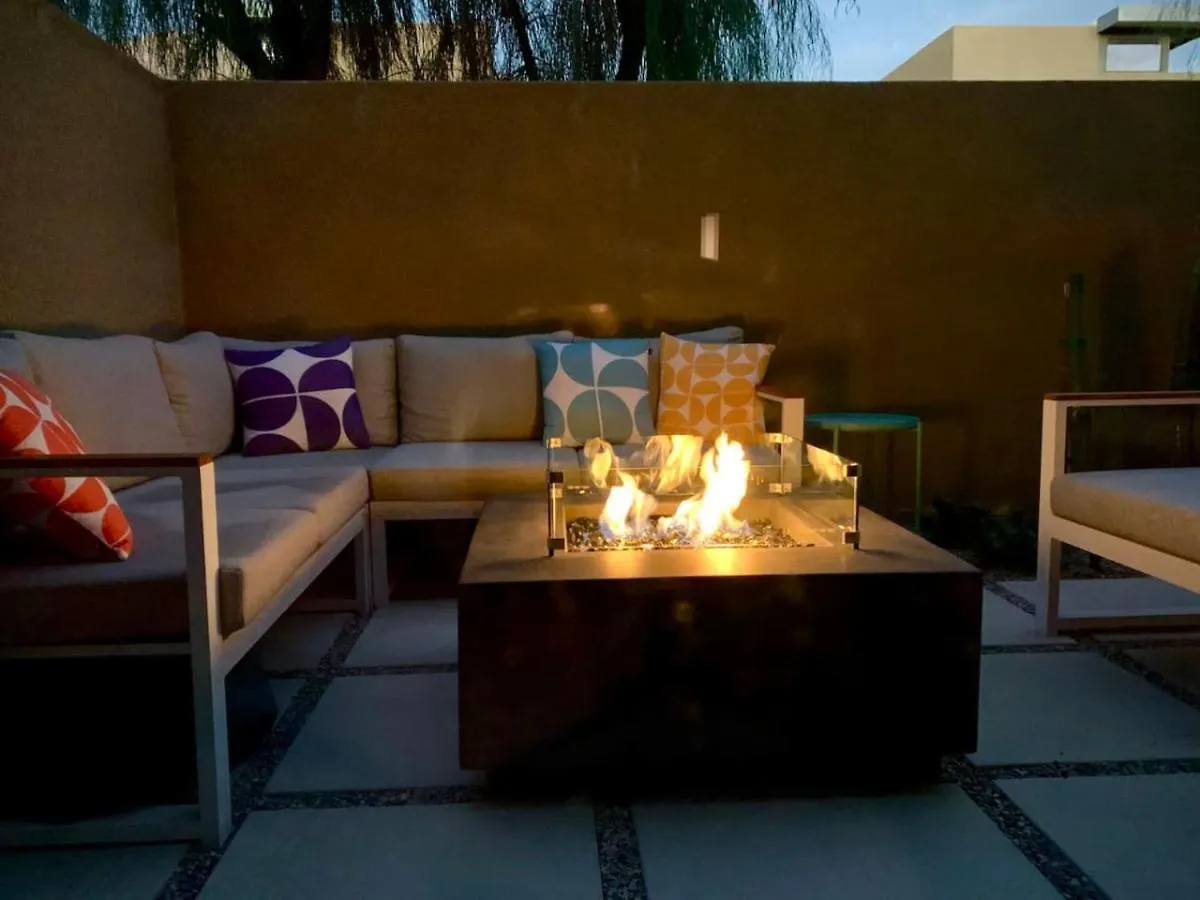 La Mirage Contemporary Home Plus Pool Exclusively Month Plus Palm Springs