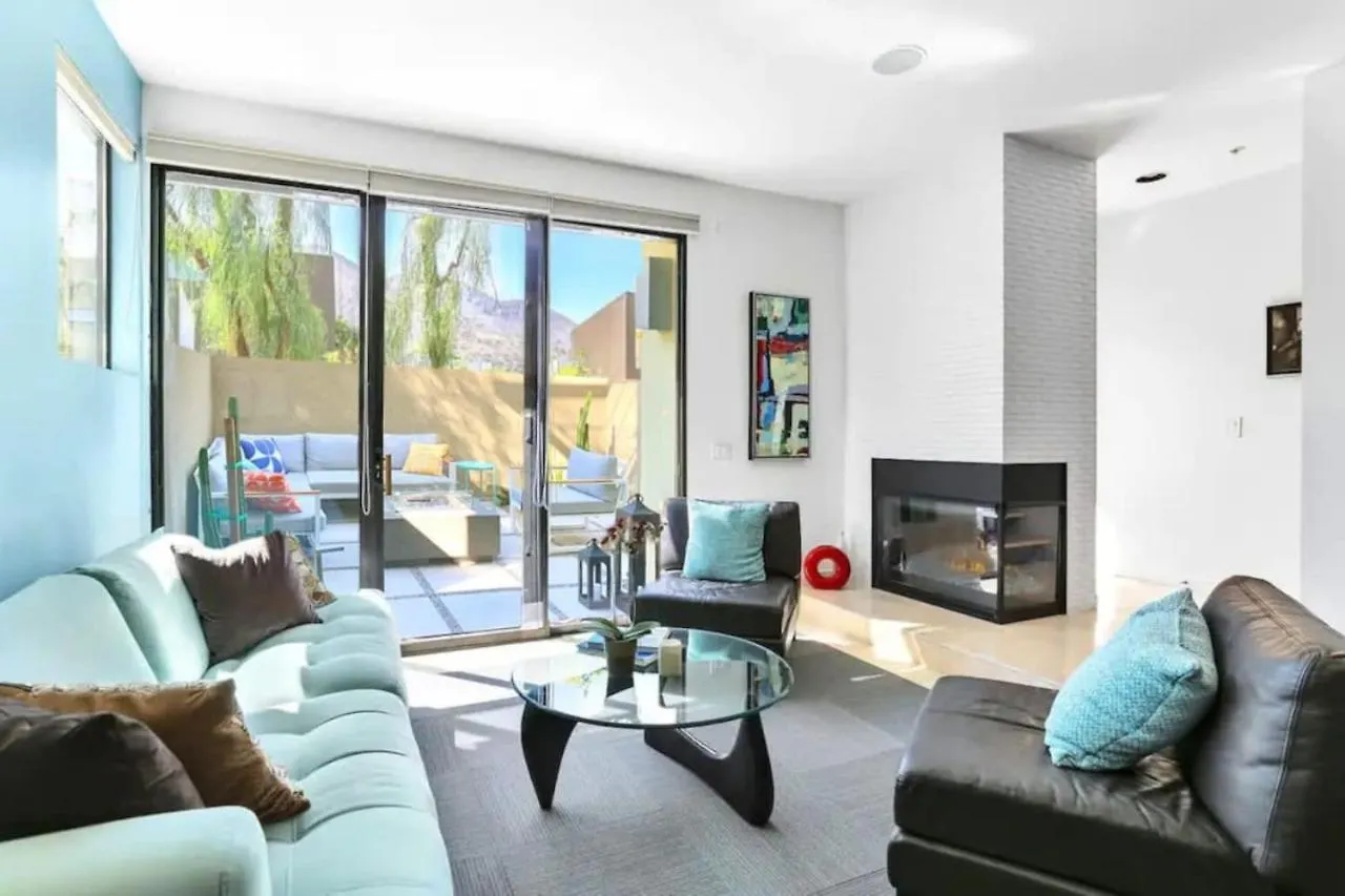 La Mirage Contemporary Home Plus Pool Exclusively Month Plus Palm Springs Holiday home